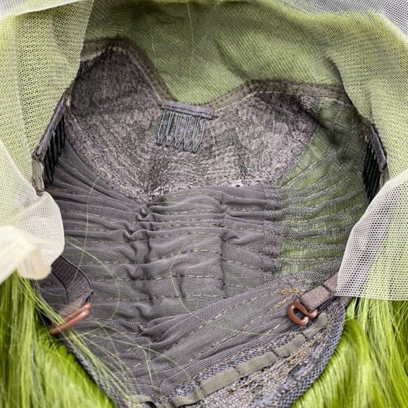 Dark Green Silky Lace Wig - Picture 9 of 9